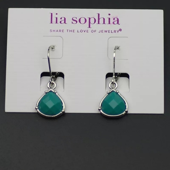 Lia Sophia Green Stone Earrings - Picture 1 of 2
